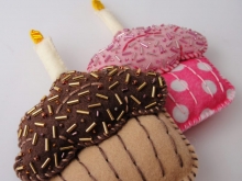 Happy Birthday Cupcake Magnets